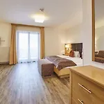 Roemerhof 4*