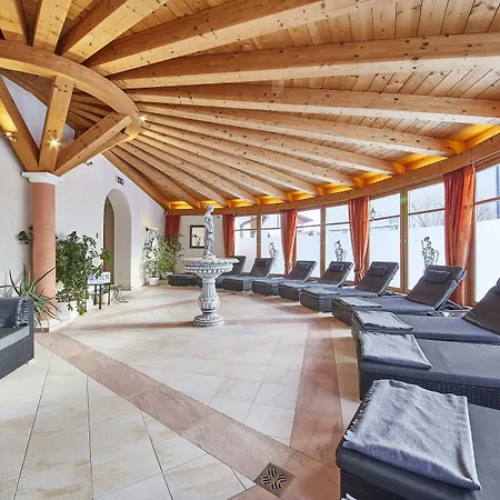Römerhof Hotel 4*